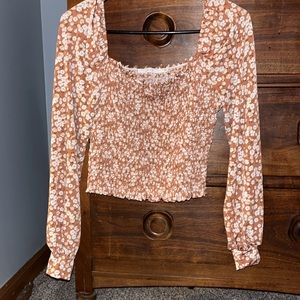Long sleeve floral top